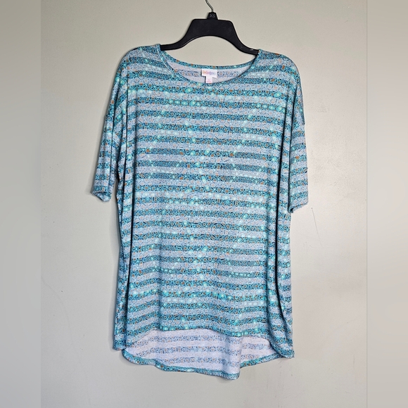 💜Lularoe Blouse Short Sleeve High Low Scoop Neck Green Multicolor size S 💙 - Picture 1 of 5